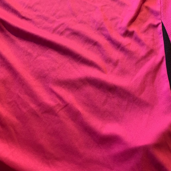 Puma Women's Bright Pink Short Sleeve Tee Size Medium - Picture 3 of 13